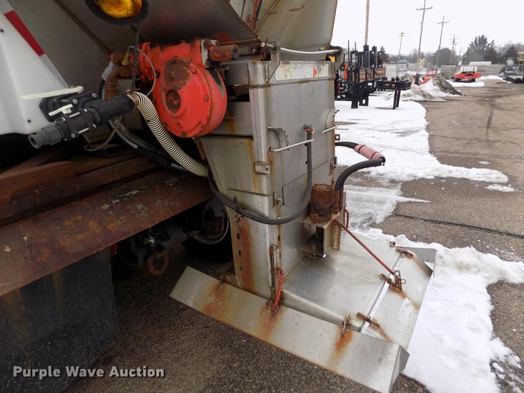 image for item FH9115 2001 Sterling LT7501 dump truck