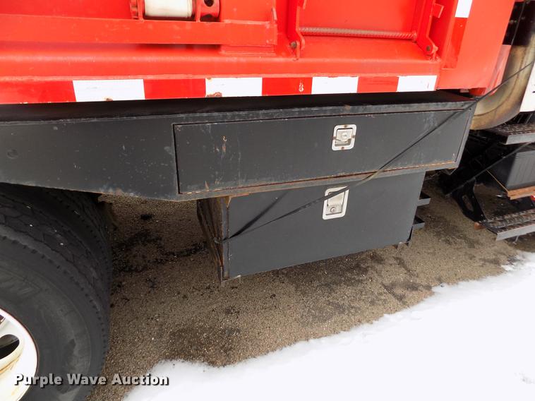 image for item FH9115 2001 Sterling LT7501 dump truck