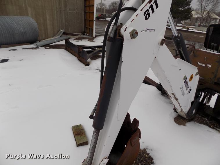image for item FH9116 2001 Bobcat skid steer backhoe