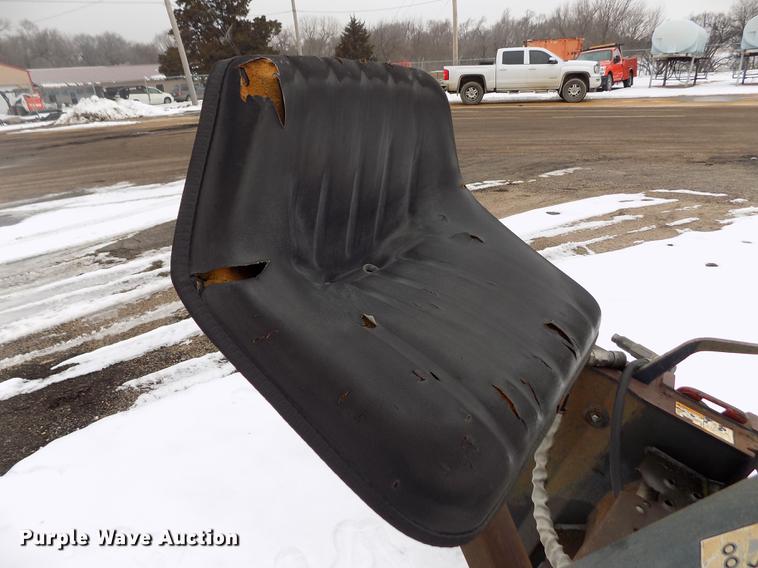 image for item FH9116 2001 Bobcat skid steer backhoe