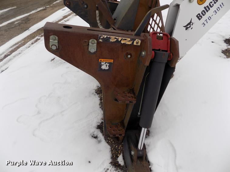 image for item FH9116 2001 Bobcat skid steer backhoe