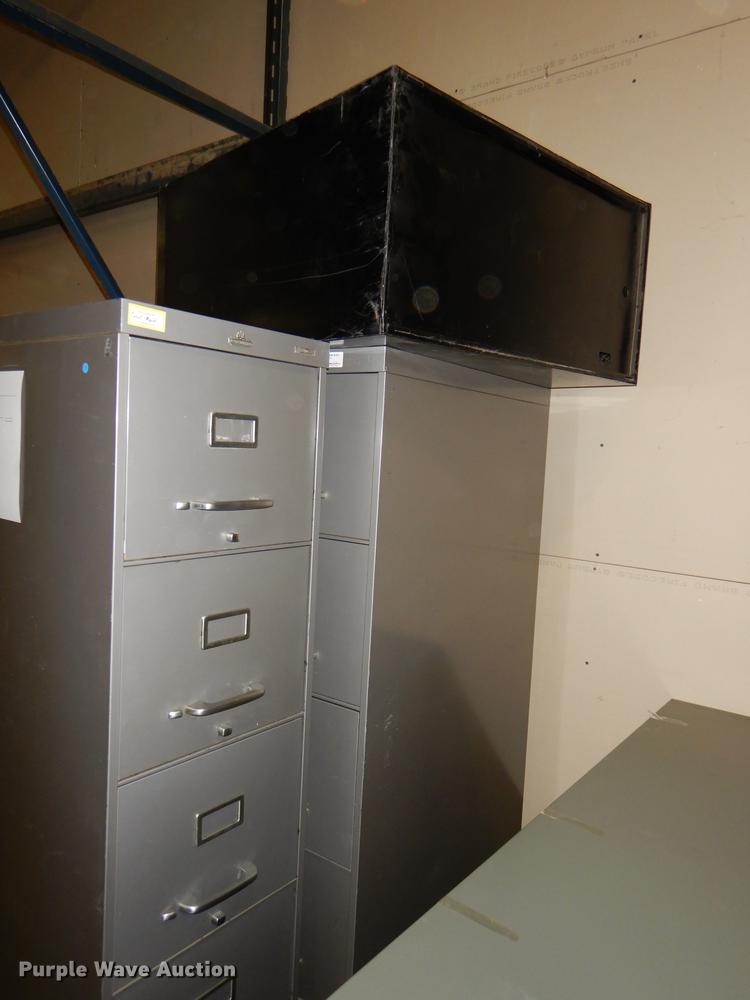 image for item FM9875 (4) file cabinets