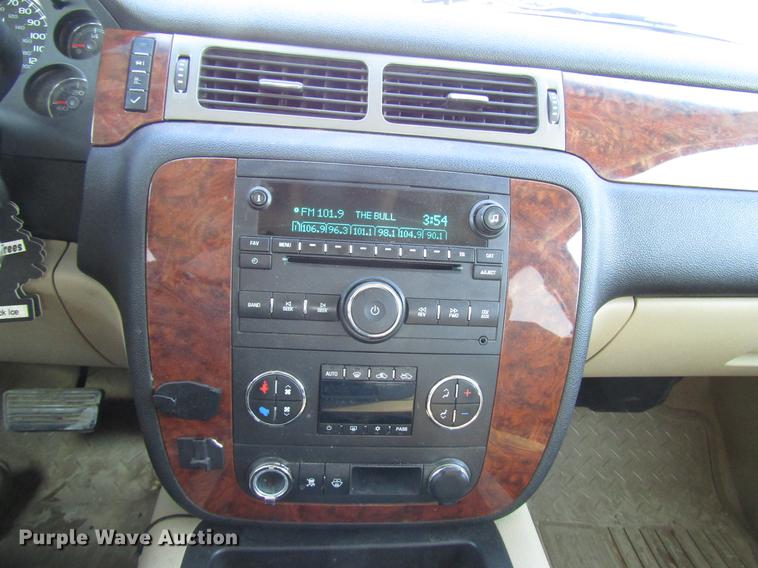 image for item DB6786 2008 Chevrolet Silverado 1500 Crew Cab pickup truck