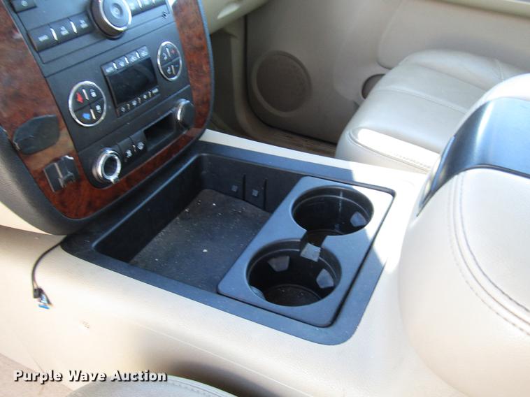 image for item DB6786 2008 Chevrolet Silverado 1500 Crew Cab pickup truck