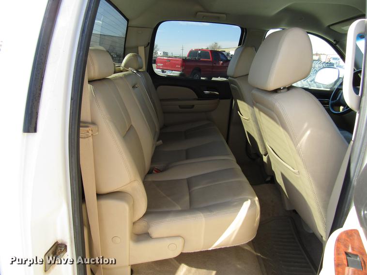 image for item DB6786 2008 Chevrolet Silverado 1500 Crew Cab pickup truck