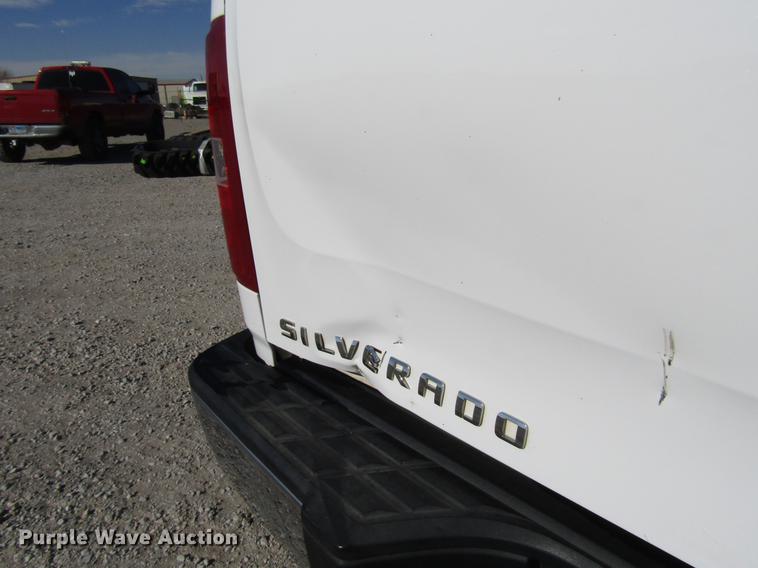 image for item DB6786 2008 Chevrolet Silverado 1500 Crew Cab pickup truck