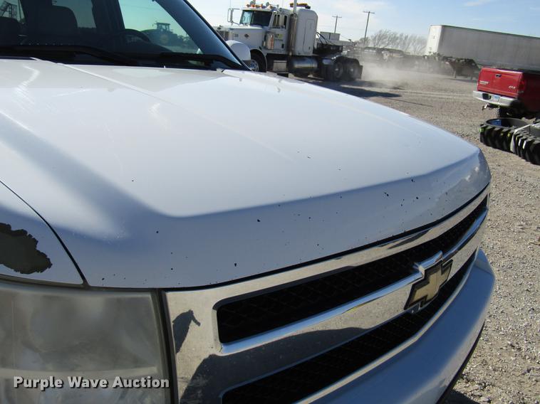 image for item DB6786 2008 Chevrolet Silverado 1500 Crew Cab pickup truck