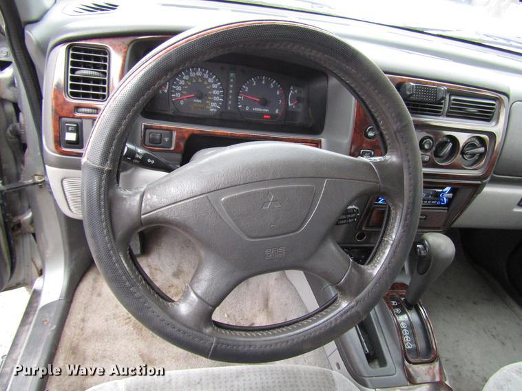 image for item DB6805 2000 Mitsubishi Montero SUV