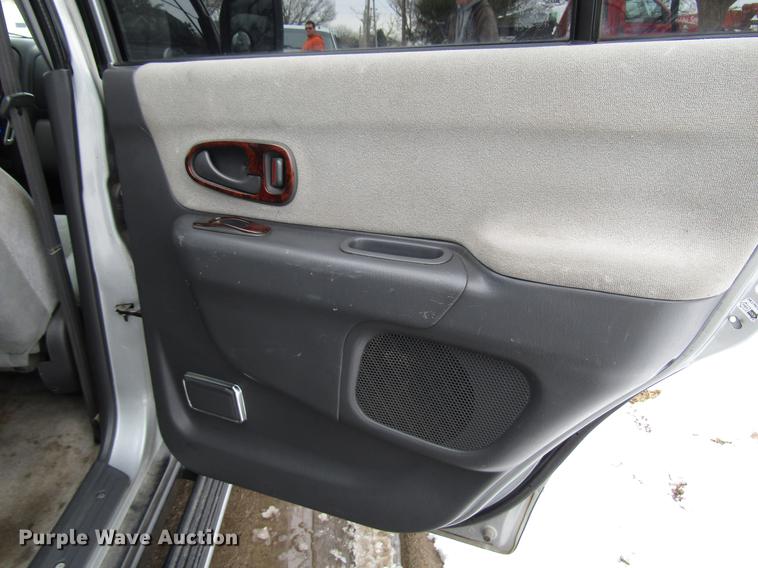 image for item DB6805 2000 Mitsubishi Montero SUV