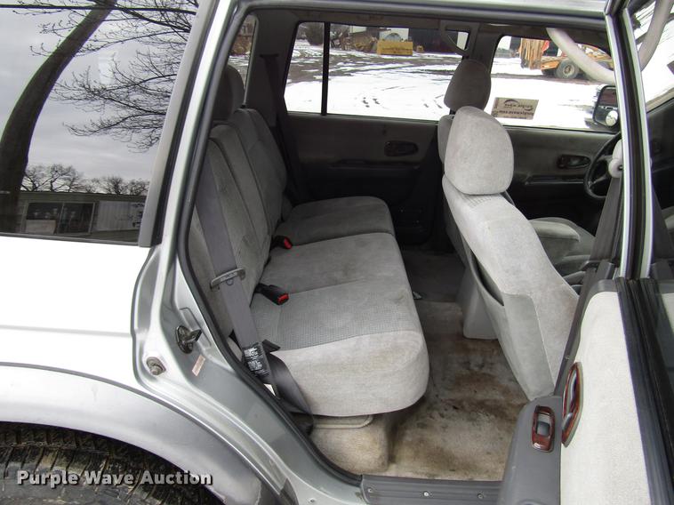 image for item DB6805 2000 Mitsubishi Montero SUV