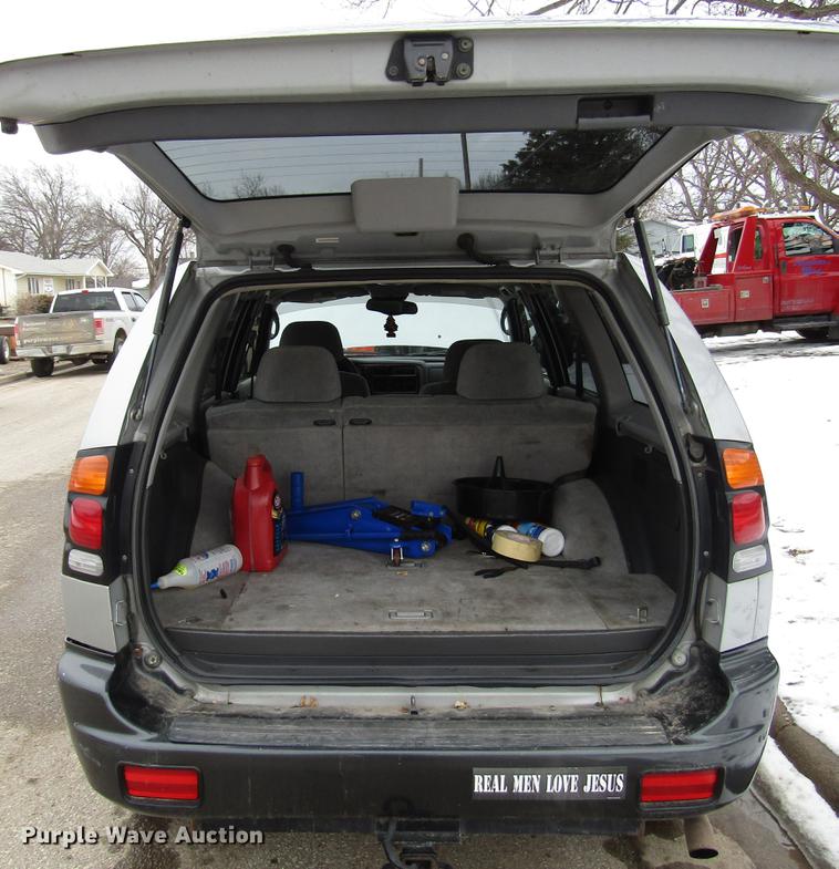 image for item DB6805 2000 Mitsubishi Montero SUV