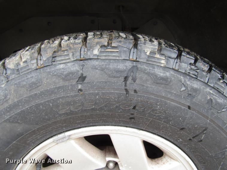 image for item DB6805 2000 Mitsubishi Montero SUV