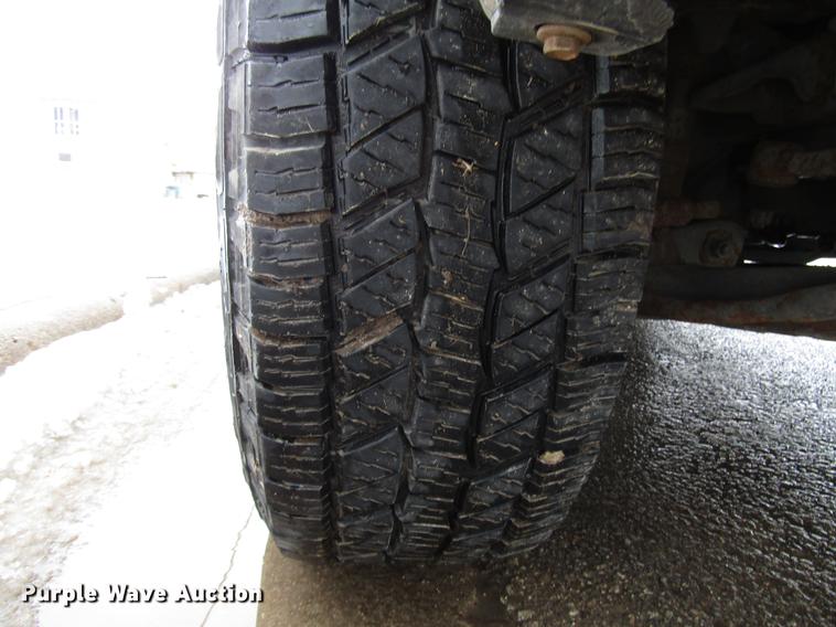 image for item DB6805 2000 Mitsubishi Montero SUV