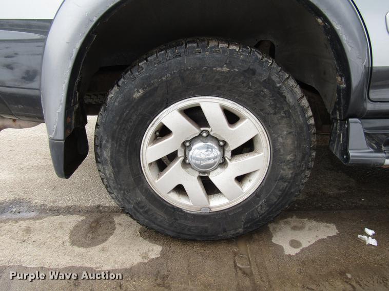 image for item DB6805 2000 Mitsubishi Montero SUV