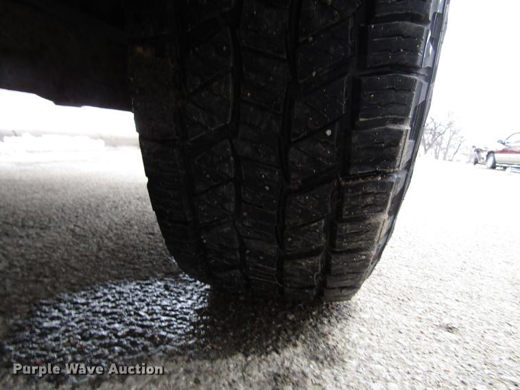 image for item DB6805 2000 Mitsubishi Montero SUV