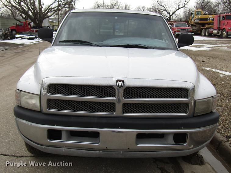 image for item DB6806 2001 Dodge Ram 1500 Quad Cab pickup truck