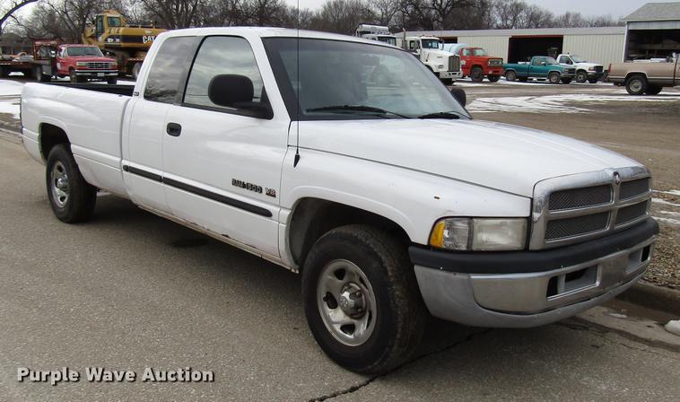 image for item DB6806 2001 Dodge Ram 1500 Quad Cab pickup truck