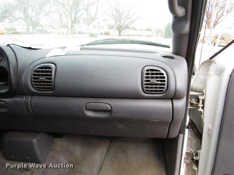 image for item DB6806 2001 Dodge Ram 1500 Quad Cab pickup truck