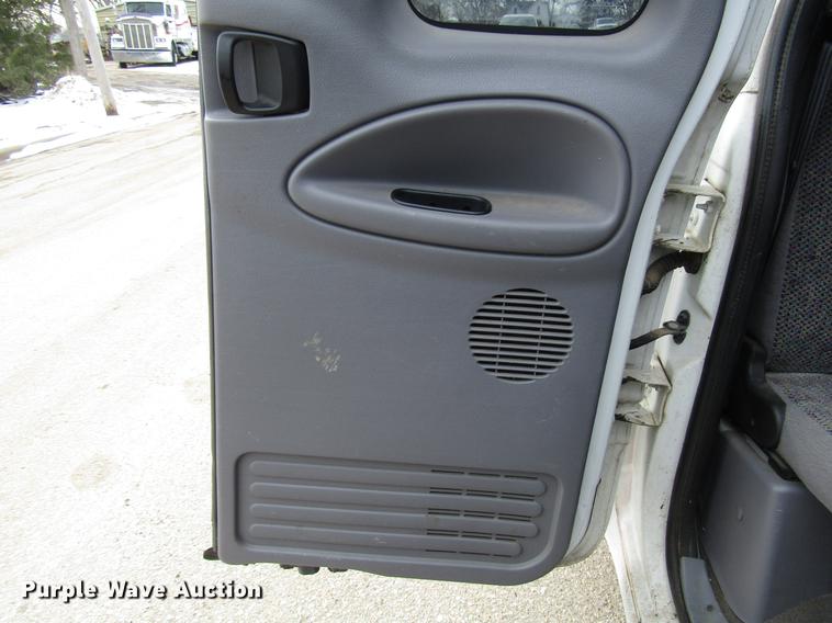 image for item DB6806 2001 Dodge Ram 1500 Quad Cab pickup truck