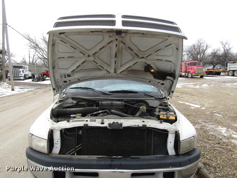 image for item DB6806 2001 Dodge Ram 1500 Quad Cab pickup truck