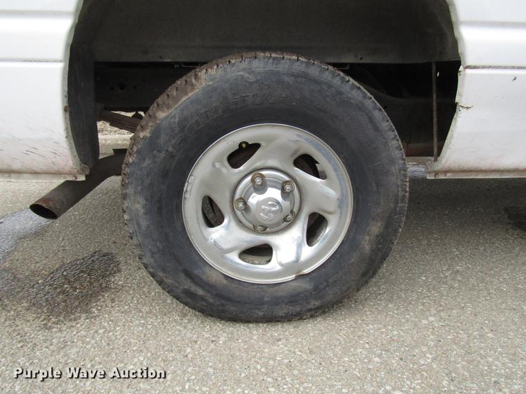 image for item DB6806 2001 Dodge Ram 1500 Quad Cab pickup truck