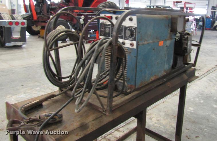 image for item DB6814 Miller welder/generator
