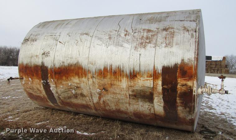 image for item DB6818 Oil tank