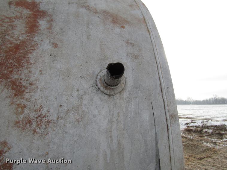 image for item DB6818 Oil tank