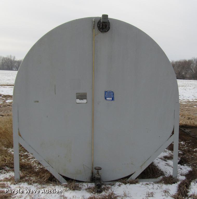 image for item DB6820 Oil tank
