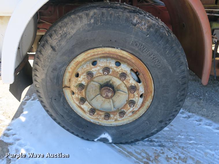 image for item DB8878 1981 Mack MS200 dump flatbed truck