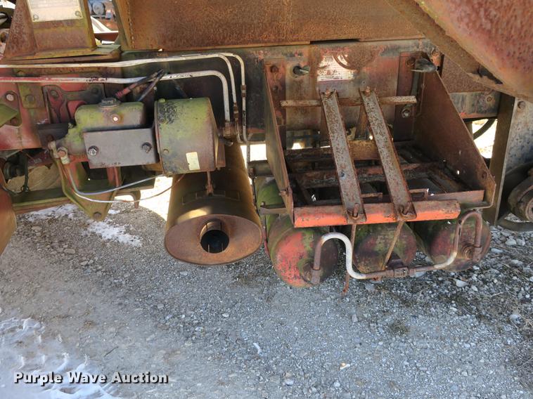 image for item DB8878 1981 Mack MS200 dump flatbed truck