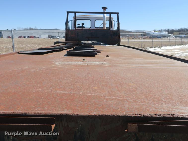 image for item DB8878 1981 Mack MS200 dump flatbed truck