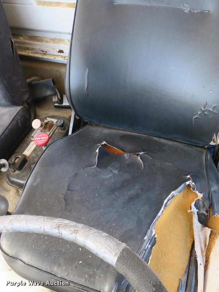 image for item DB8878 1981 Mack MS200 dump flatbed truck