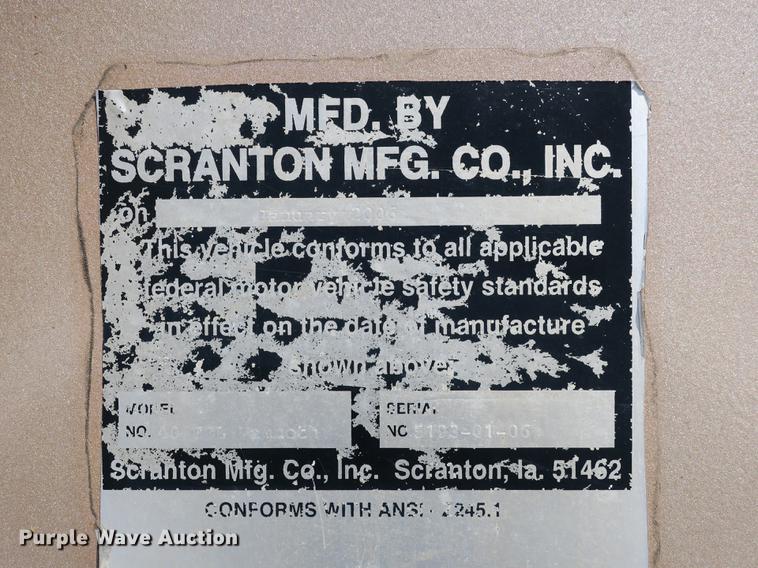 image for item DB8882 2005 Mack refuse truck