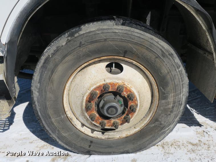 image for item DB8882 2005 Mack refuse truck