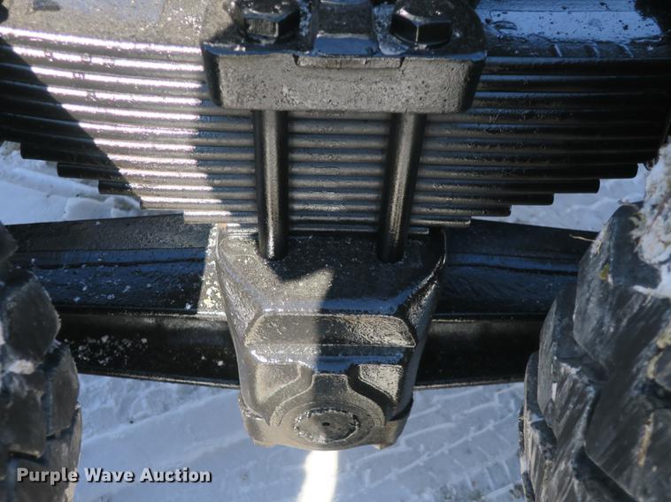 image for item DB8883 1994 Ford L9000 truck cab and chassis