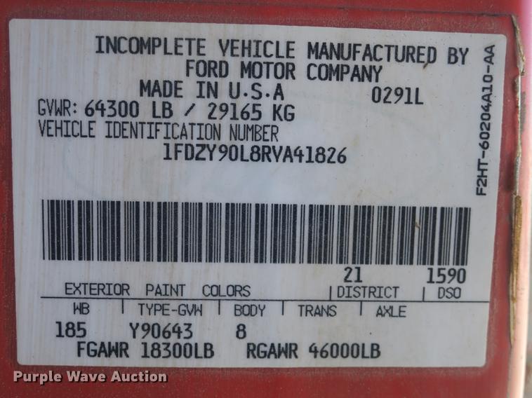 image for item DB8883 1994 Ford L9000 truck cab and chassis