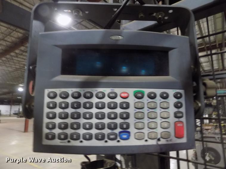 image for item DB9000 Raymond EASi-0PC30TT pallet jack