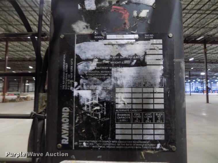 image for item DB9000 Raymond EASi-0PC30TT pallet jack