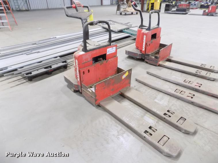image for item DB9002 Raymond 112TM-FRE60L pallet jack