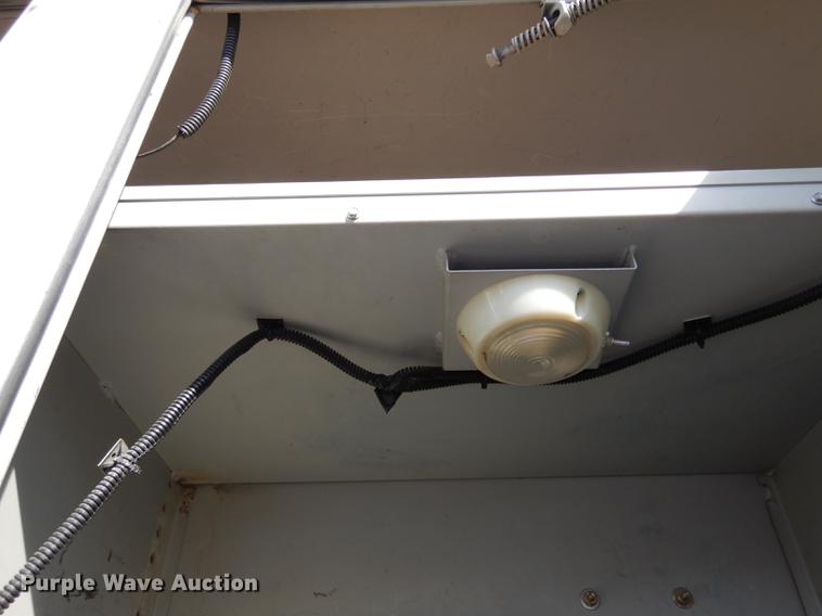 image for item DC8732 1998 International 4700 bucket truck