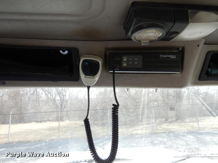 image for item DC8732 1998 International 4700 bucket truck