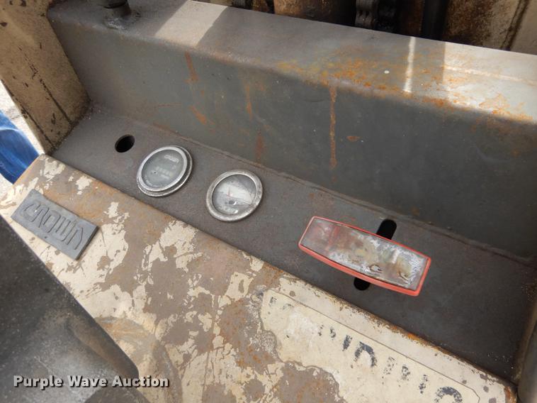 image for item DC8735 Crown WT25 forklift