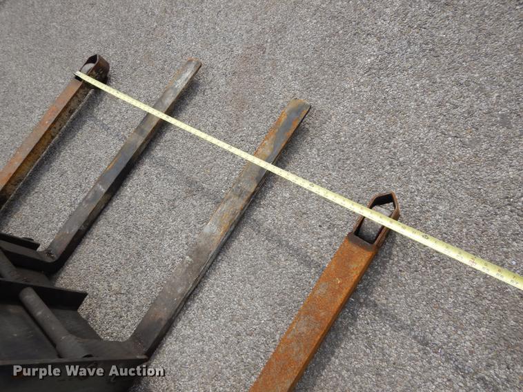 image for item DC8735 Crown WT25 forklift