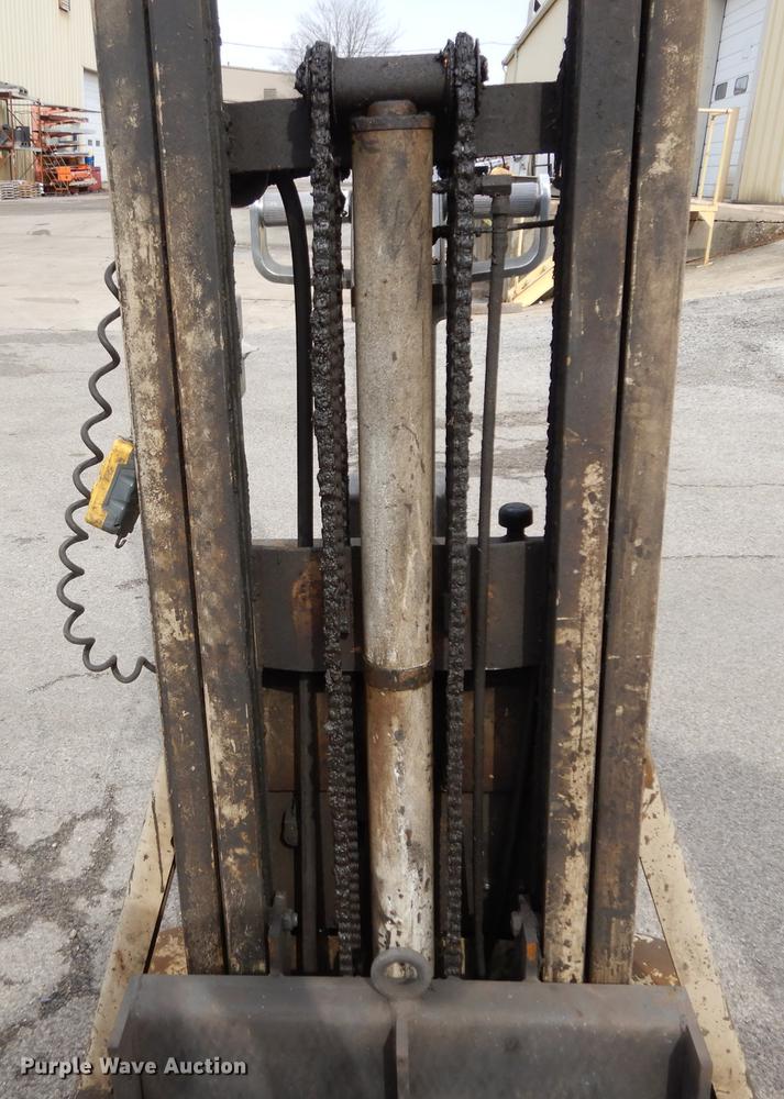 image for item DC8735 Crown WT25 forklift