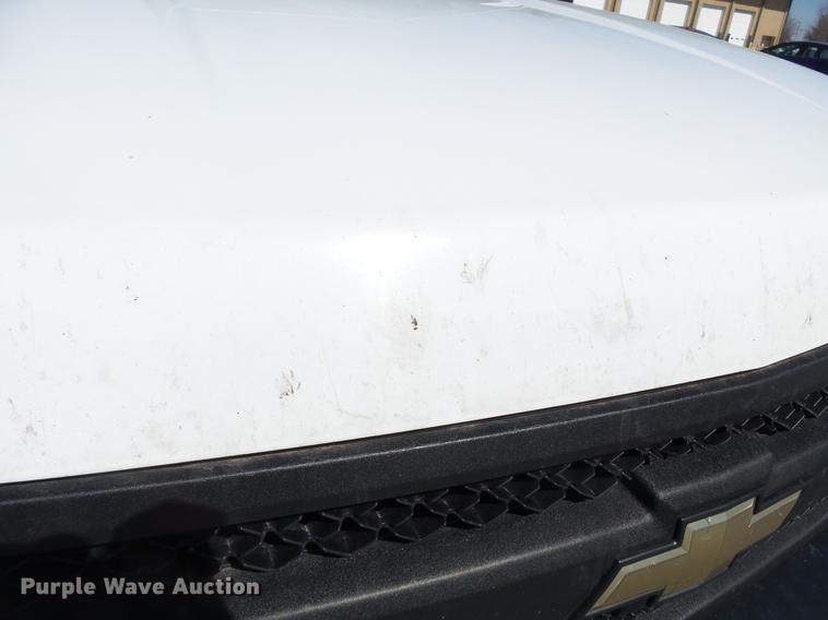 image for item DD2330 2007 Chevrolet Silverado 1500 pickup truck