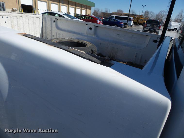 image for item DD2330 2007 Chevrolet Silverado 1500 pickup truck