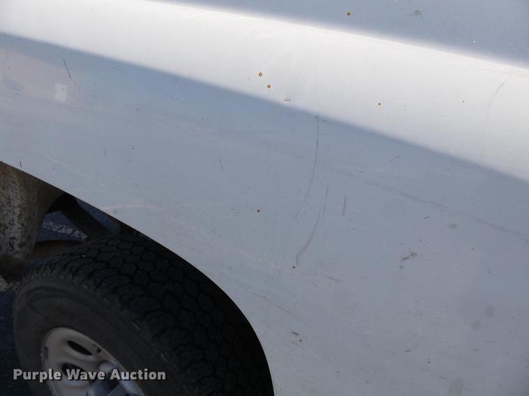 image for item DD2330 2007 Chevrolet Silverado 1500 pickup truck
