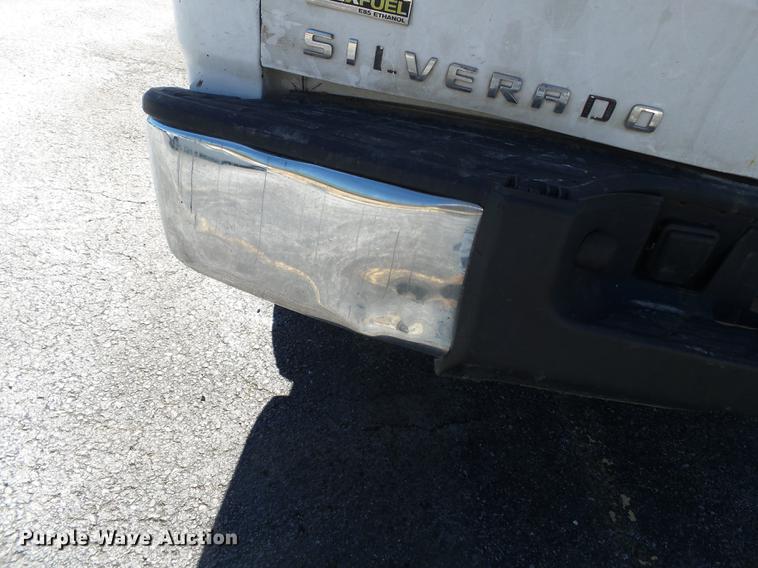 image for item DD2330 2007 Chevrolet Silverado 1500 pickup truck