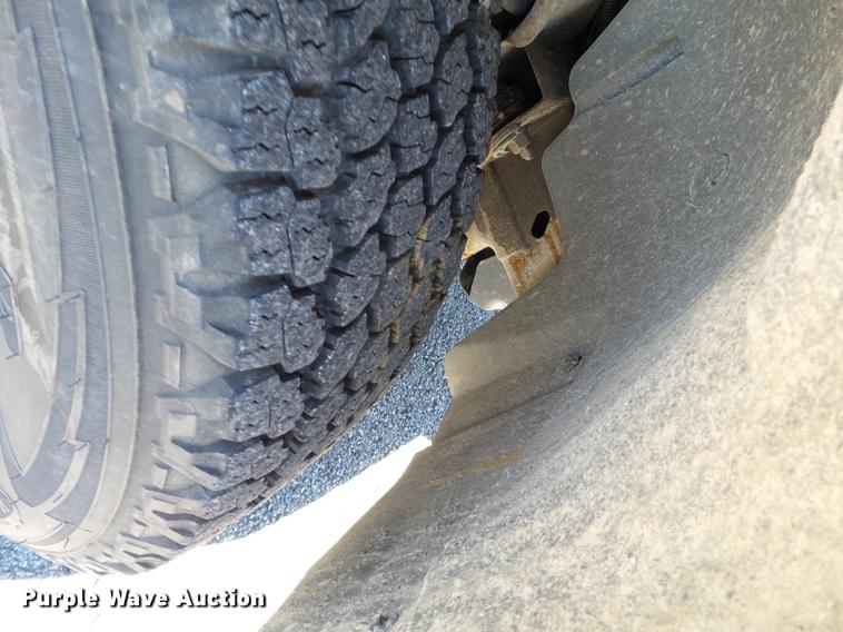 image for item DD2330 2007 Chevrolet Silverado 1500 pickup truck